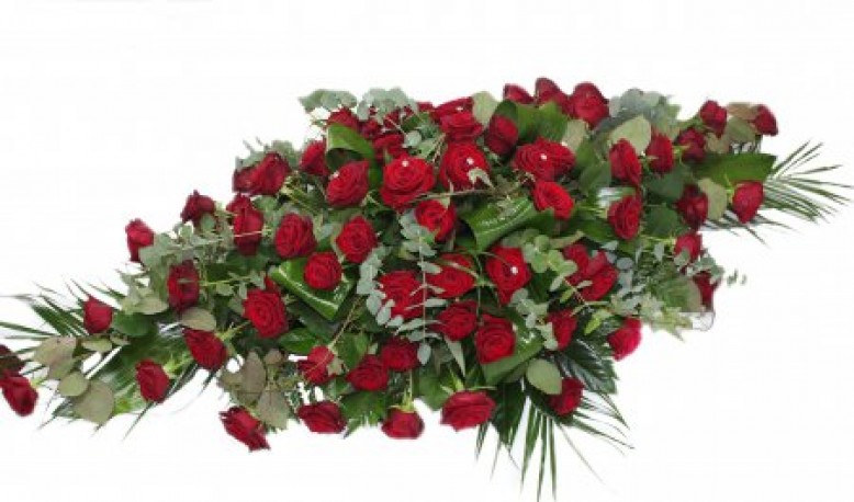 Double Ended Spray Red Roses